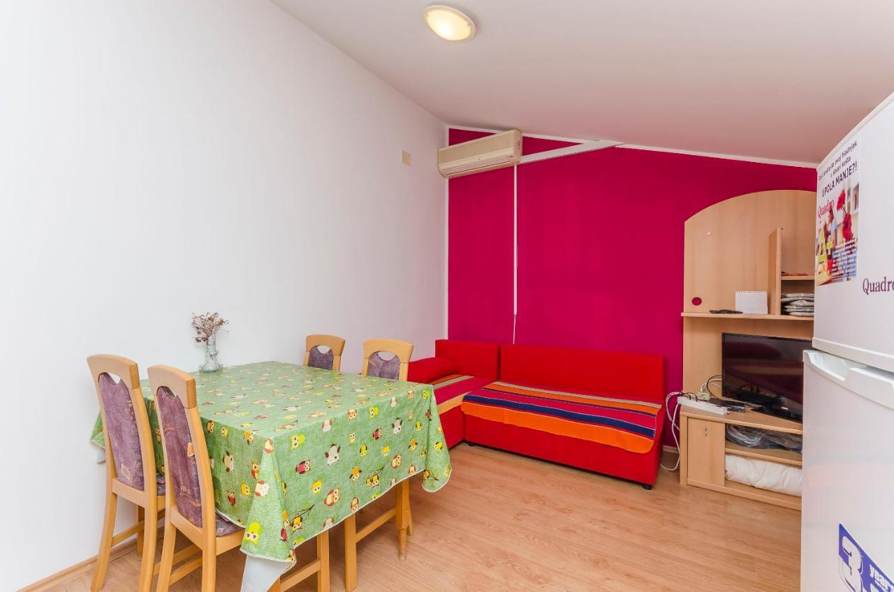 Apartments Mira I Vodice Dış mekan fotoğraf