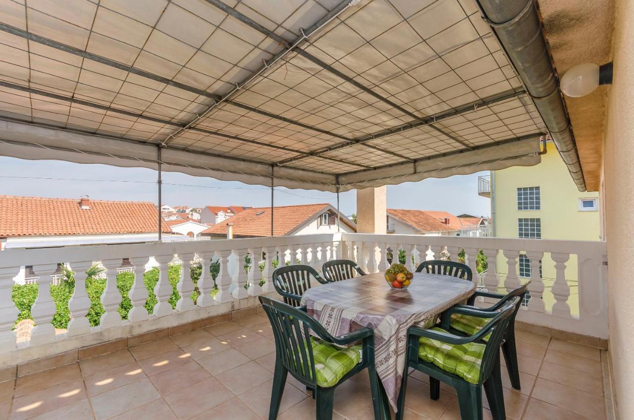 Apartments Mira I Vodice Dış mekan fotoğraf