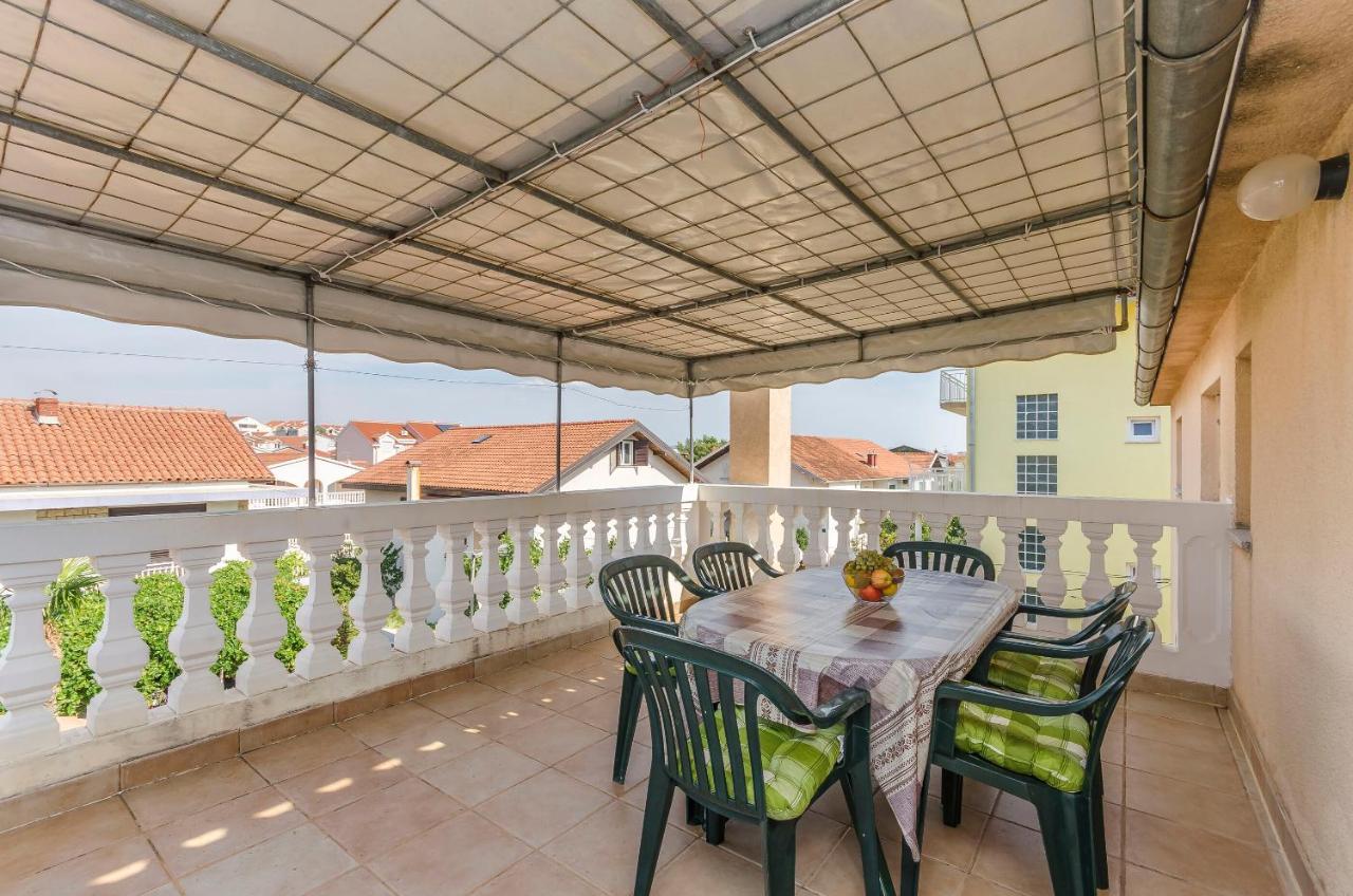 Apartments Mira I Vodice Dış mekan fotoğraf