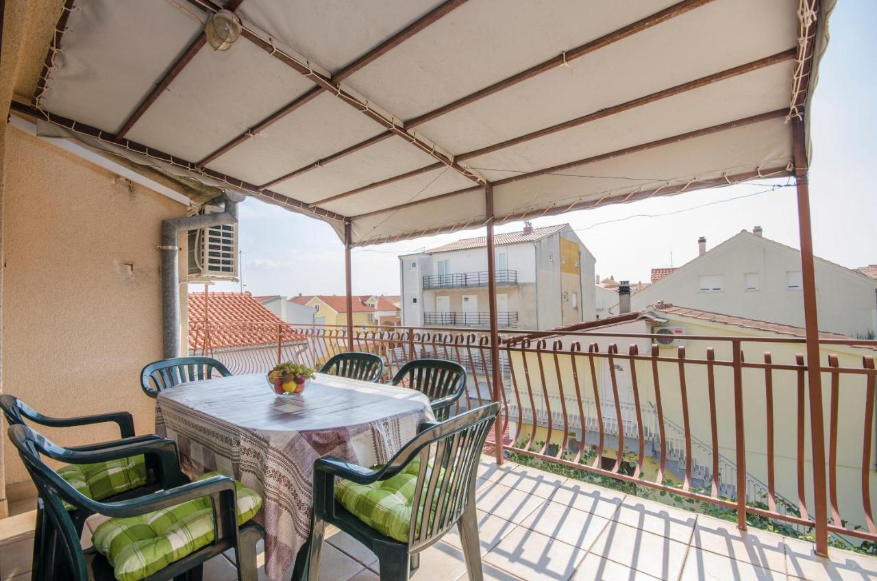 Apartments Mira I Vodice Dış mekan fotoğraf